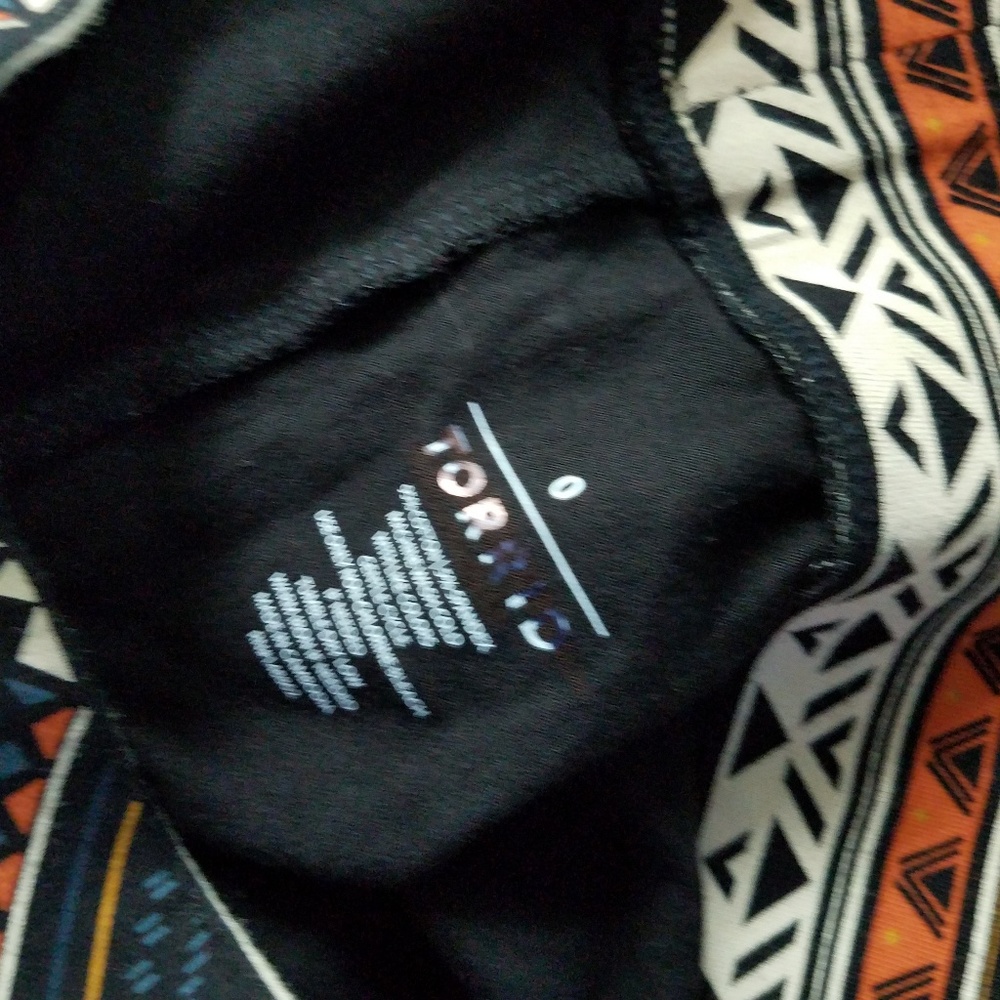 Torrid Southwest Print Leggings - NWOT - Picture 7 of 8